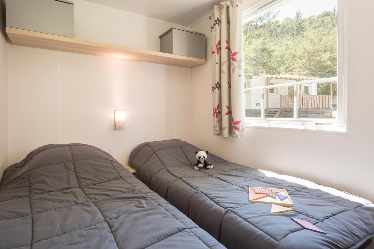 Camping Les Princes D'Orange Hotel Orpierre Buitenkant foto