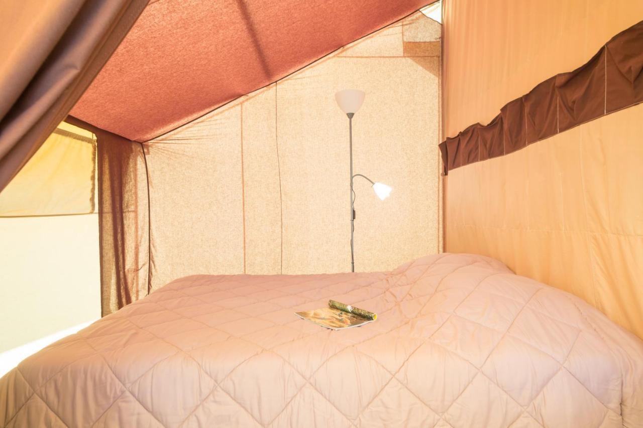 Camping Les Princes D'Orange Hotel Orpierre Buitenkant foto