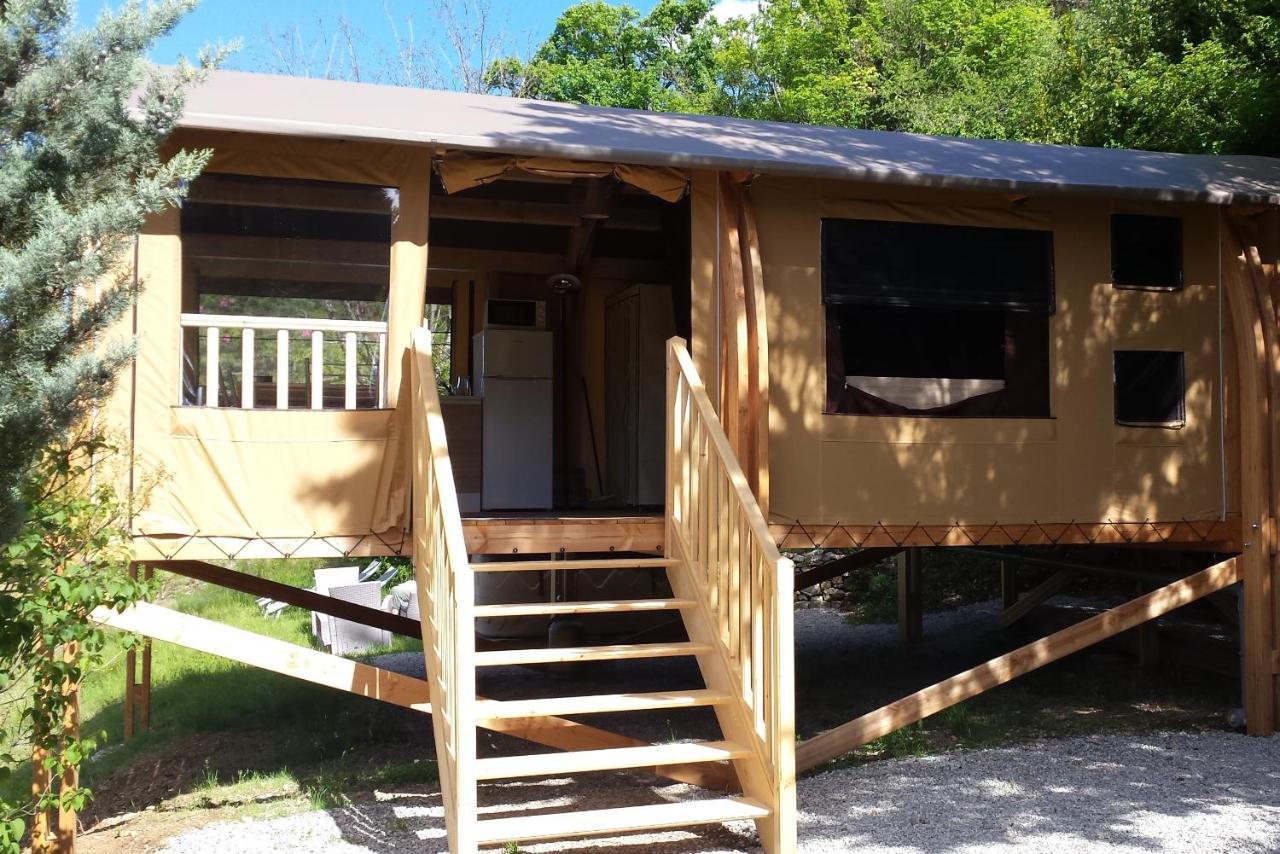 Camping Les Princes D'Orange Hotel Orpierre Buitenkant foto
